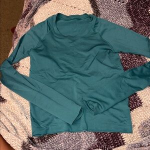 Lululemon swiftly tech long sleeve race length/waist length teal size 4